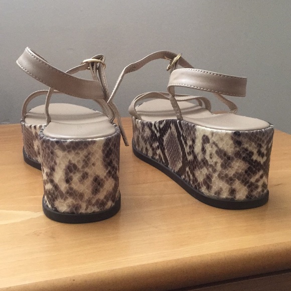 Charles & Keith shoes - Picture 3 of 3